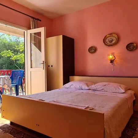 Ante 3* Vrboska